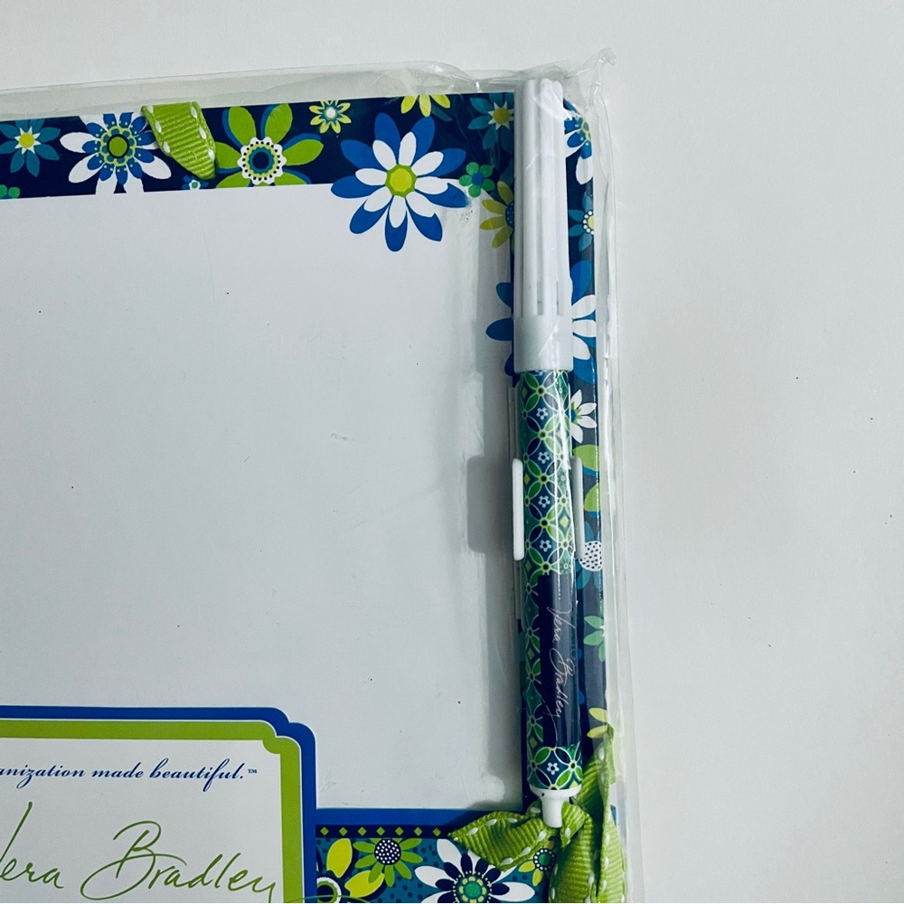 NEW Vera Bradley Write Away Dry Erase Memo Board - Picture 3 of 4
